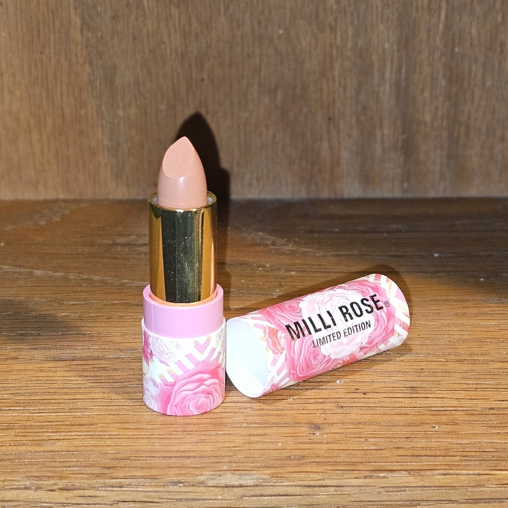Milli Rose Limited Edition Lipstick In Honey Bee ~ NEW
